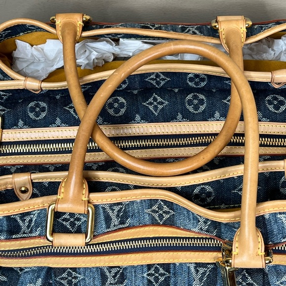 Louis Vuitton Denim Cabas Raye GM Tote Handbag - Picture 9 of 17